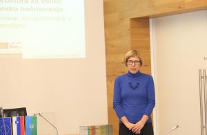 IZOBRAŽEVALNA DELAVNICA VELIKE ZVERI IN NAČRTOVANJE PROSTORA 05 FOTO LJUBO VUKELIČ